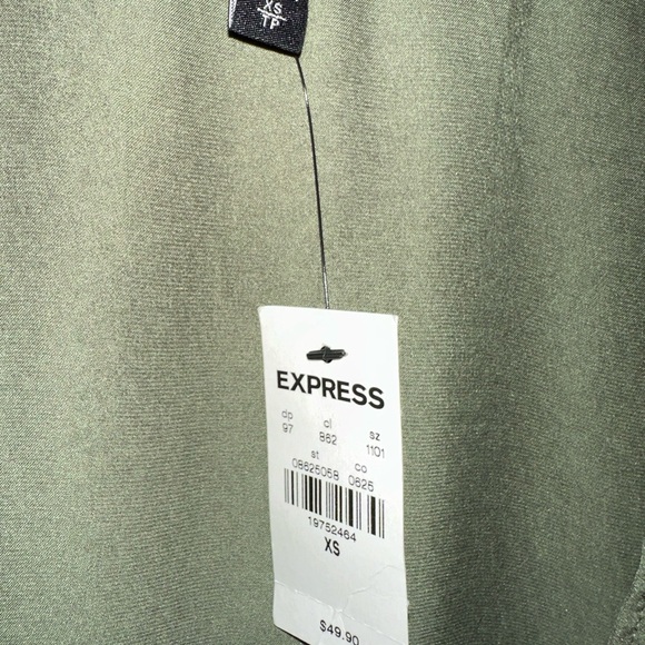 Express Blouse Crop Blouse in Olive Size XS - Picture 4 of 6